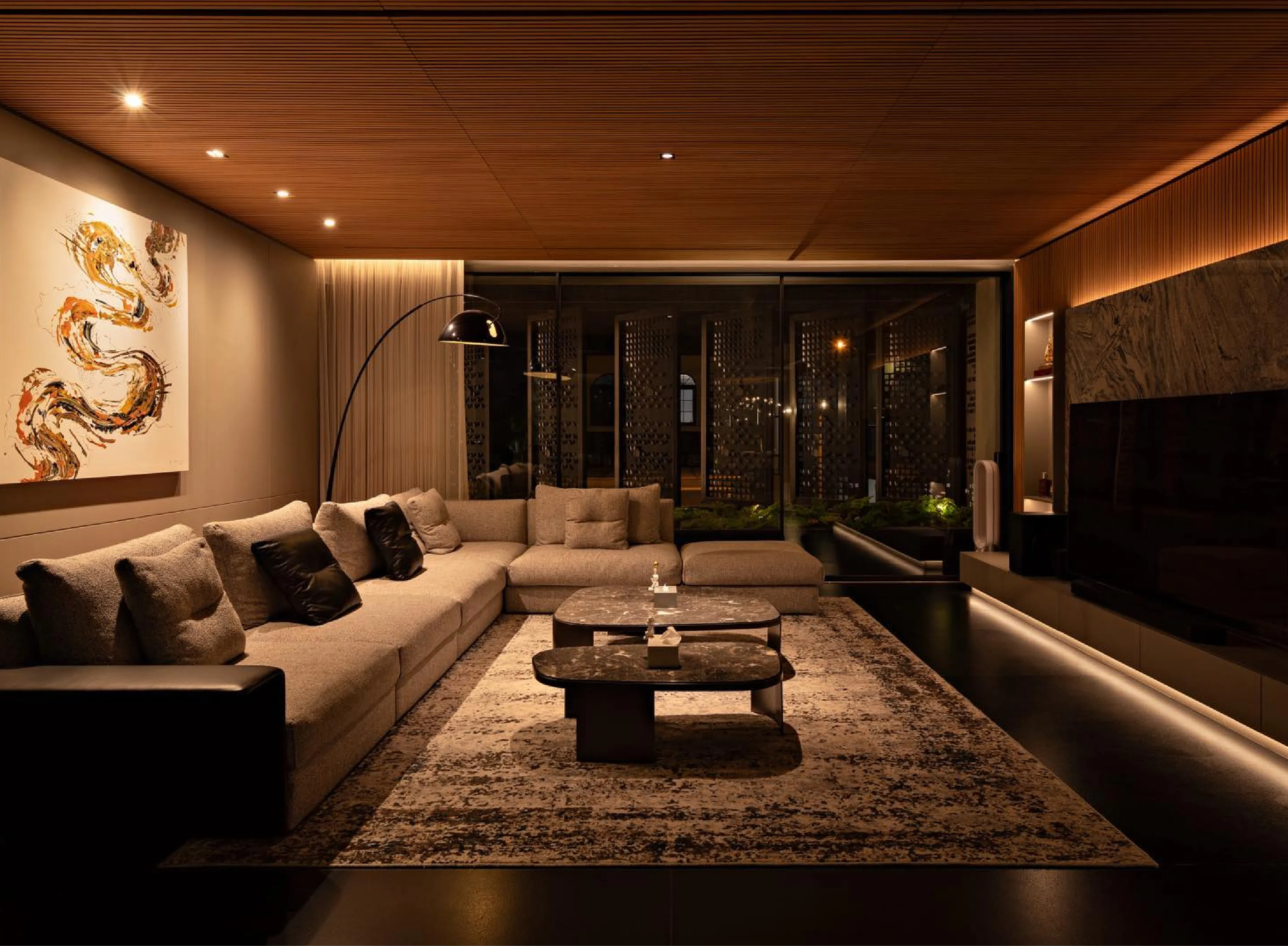Downlights & spotlights
