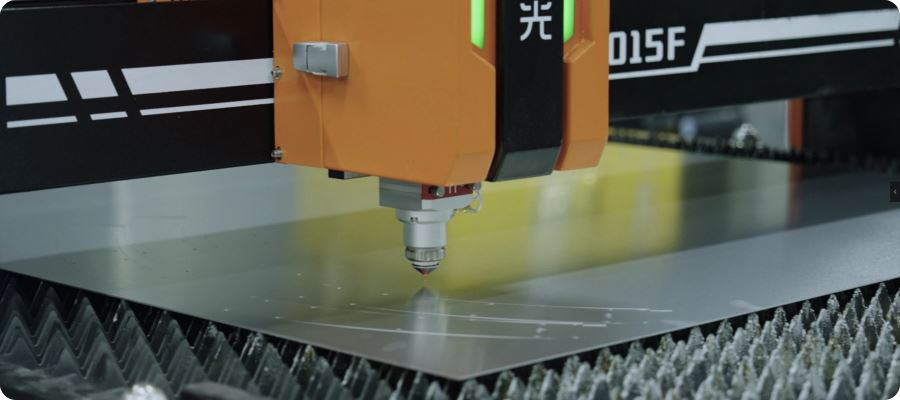 Independent Production Throughout the Entire Supply Chain - Service - COLORS Lighting